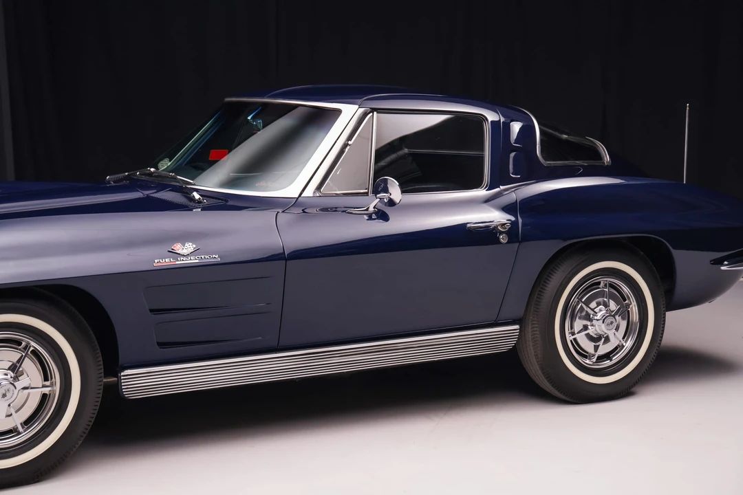 1963 Chevrolet Corvette C2 - Image 23 of 31