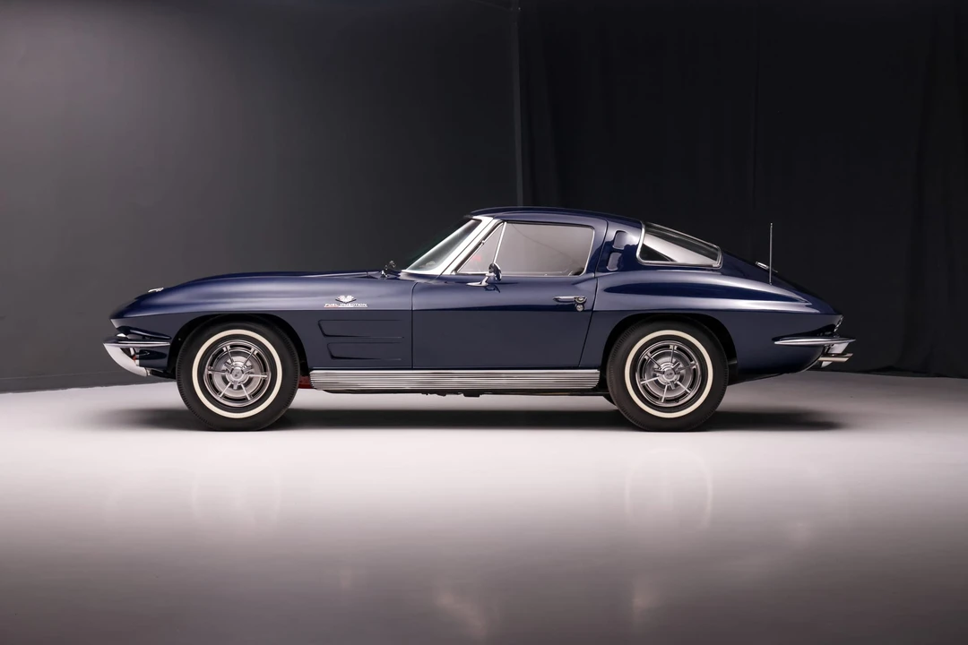 1963 Chevrolet Corvette C2 - Image 3 of 31
