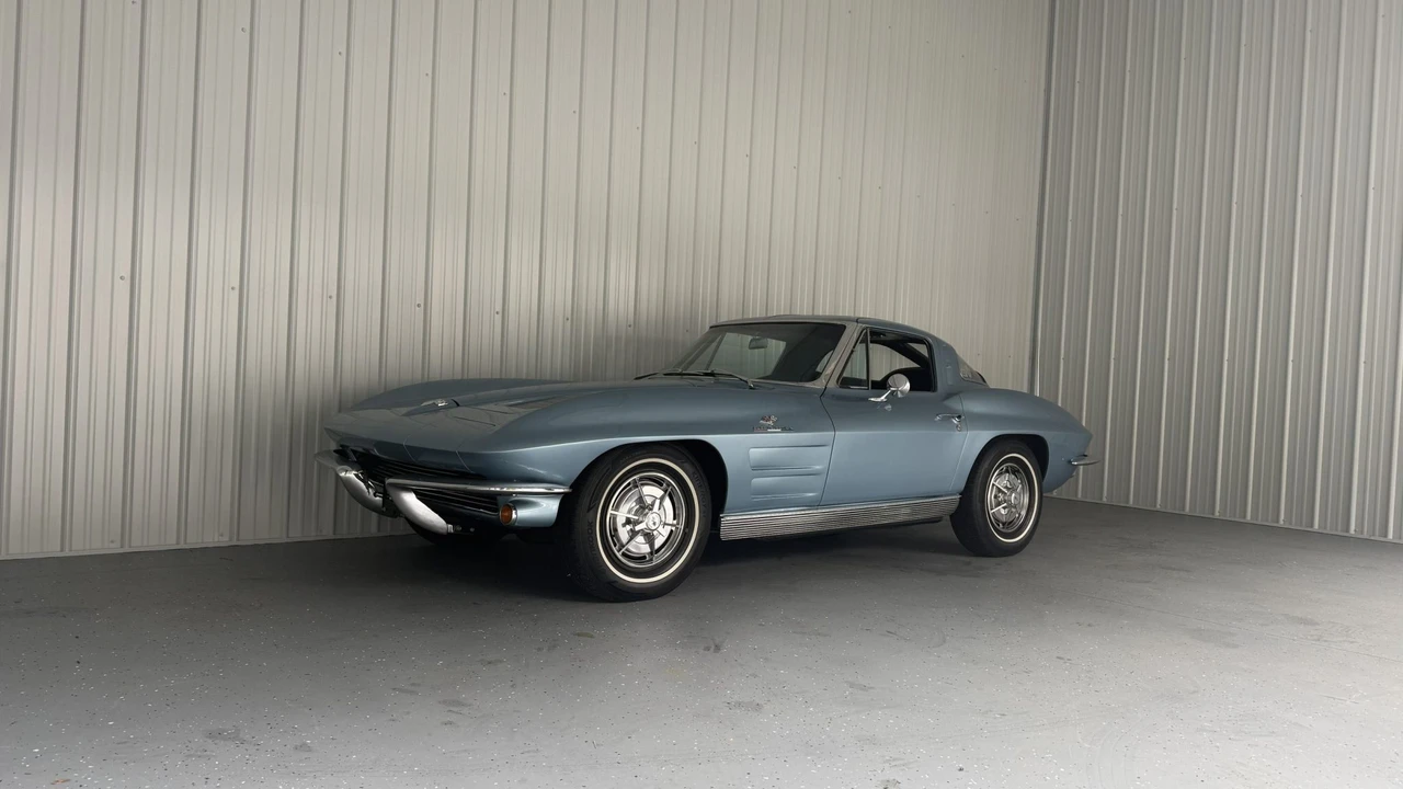 1963 Chevrolet Corvette C2 - Image 4 of 31