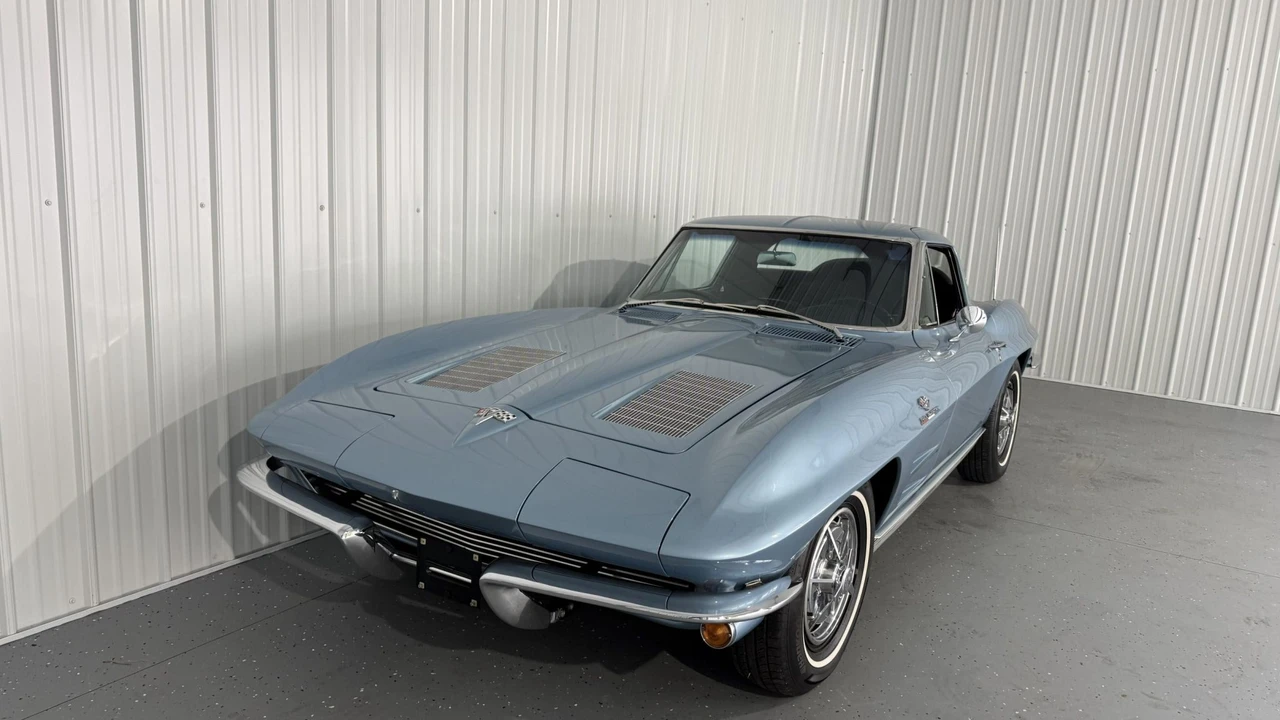 1963 Chevrolet Corvette C2 - Image 8 of 31