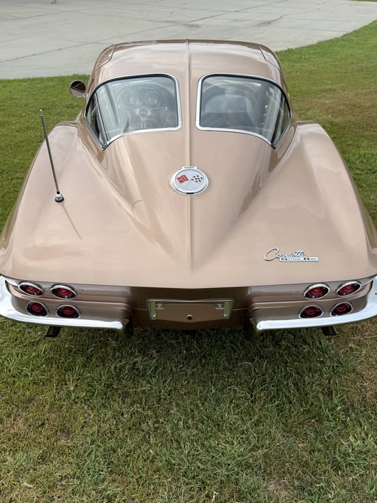 1963 Chevrolet Corvette C2 - Image 25 of 31