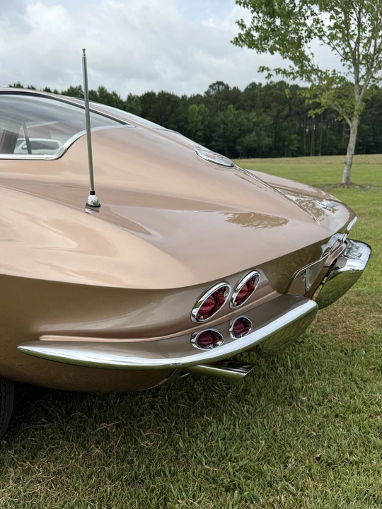 1963 Chevrolet Corvette C2 - Image 15 of 31