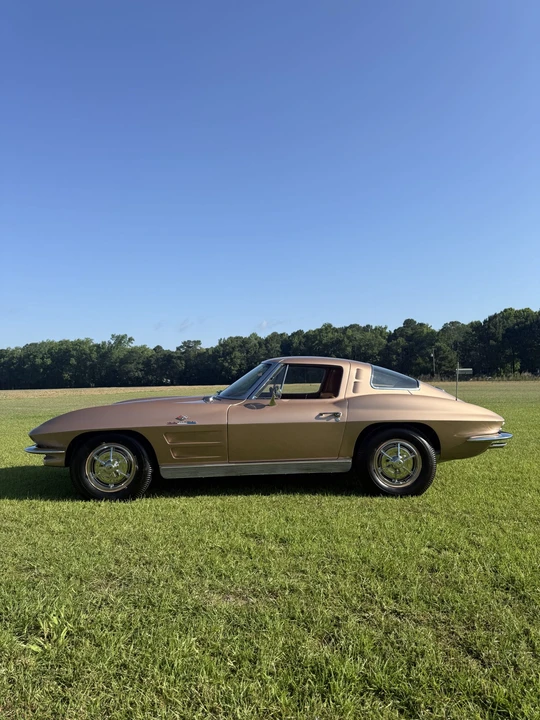 1963 Chevrolet Corvette C2 - Image 12 of 31