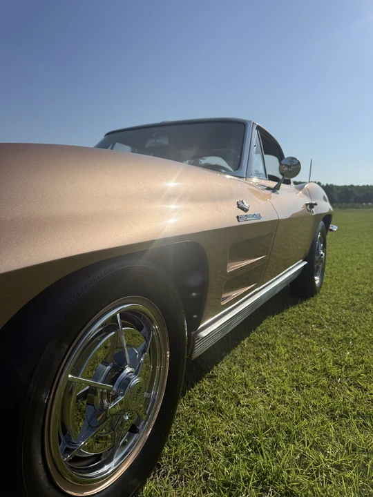 1963 Chevrolet Corvette C2 - Image 19 of 31