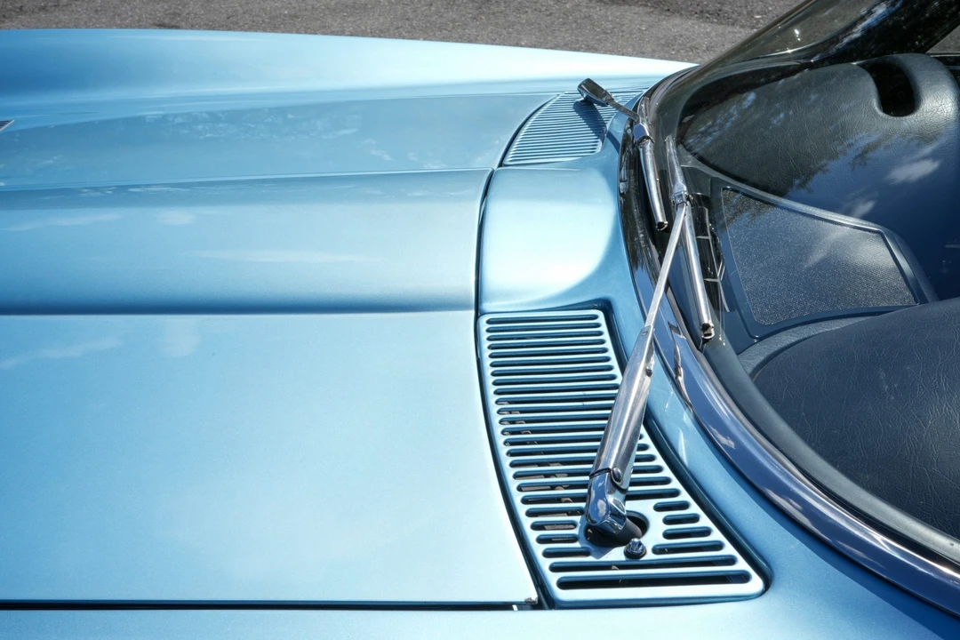 1963 Chevrolet Corvette C2 - Image 20 of 31