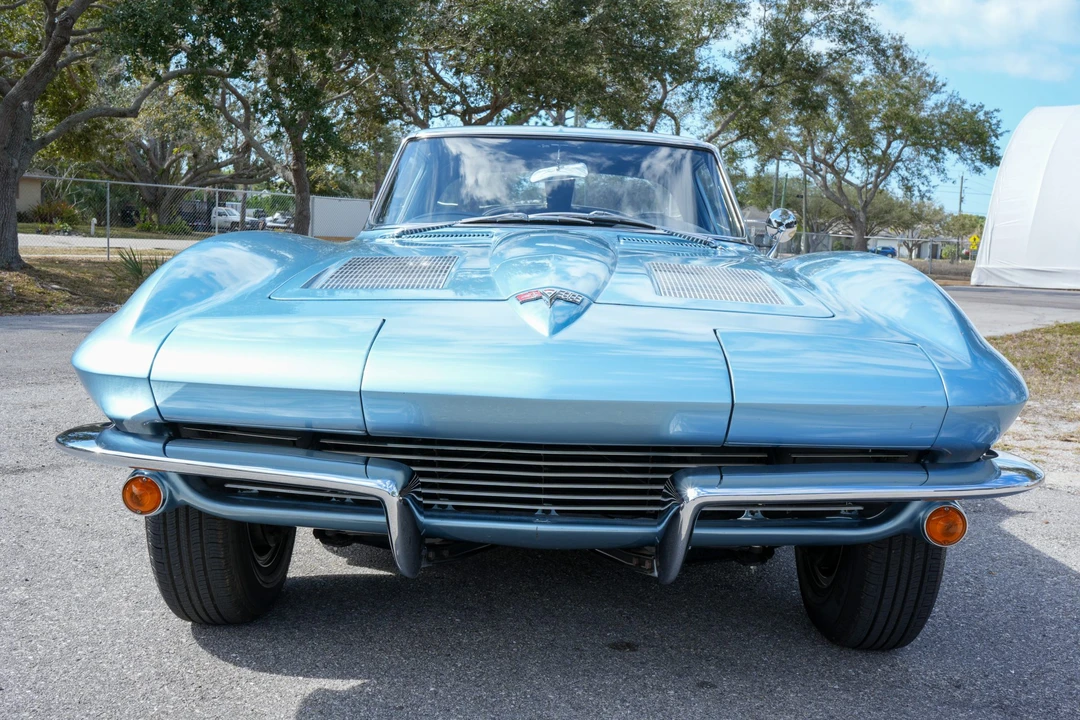 1963 Chevrolet Corvette C2 - Image 6 of 31