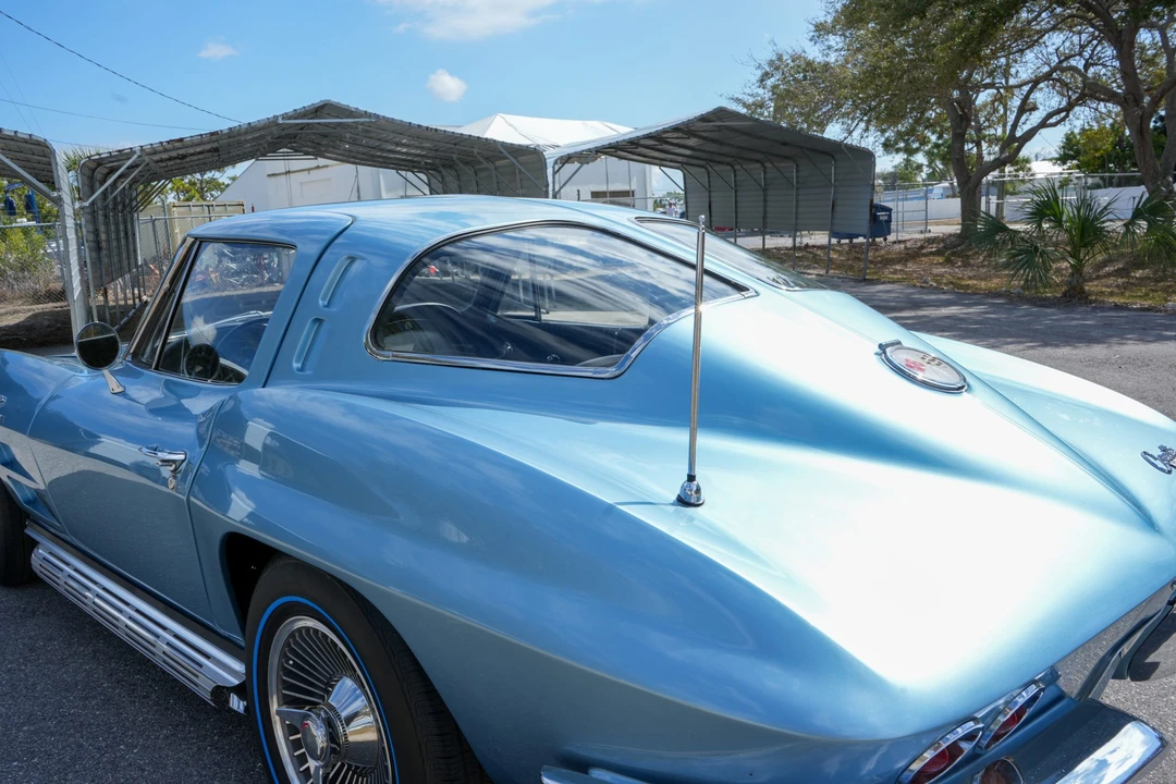 1963 Chevrolet Corvette C2 - Image 16 of 31