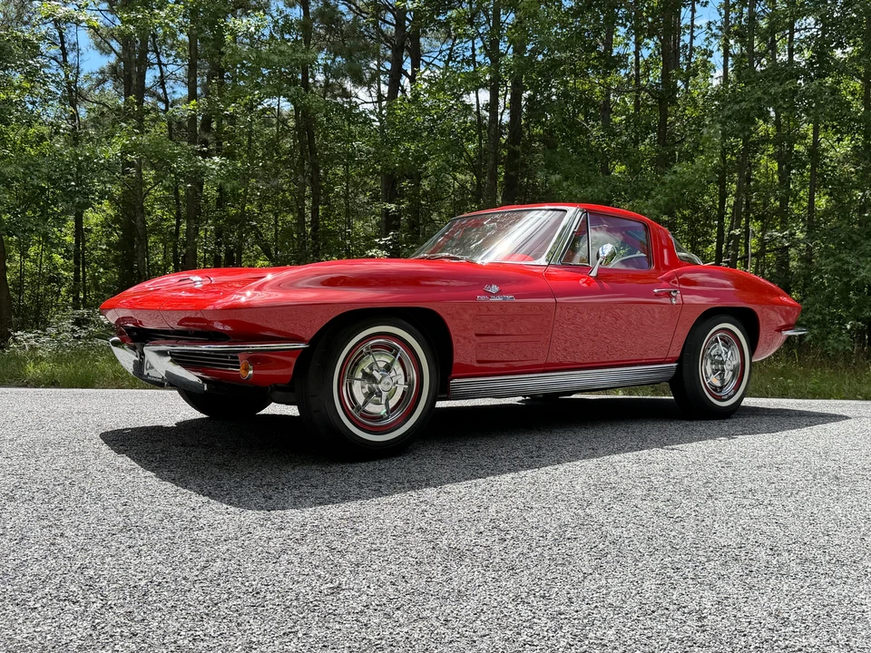 1963 Chevrolet Corvette C2 - Image 16 of 31