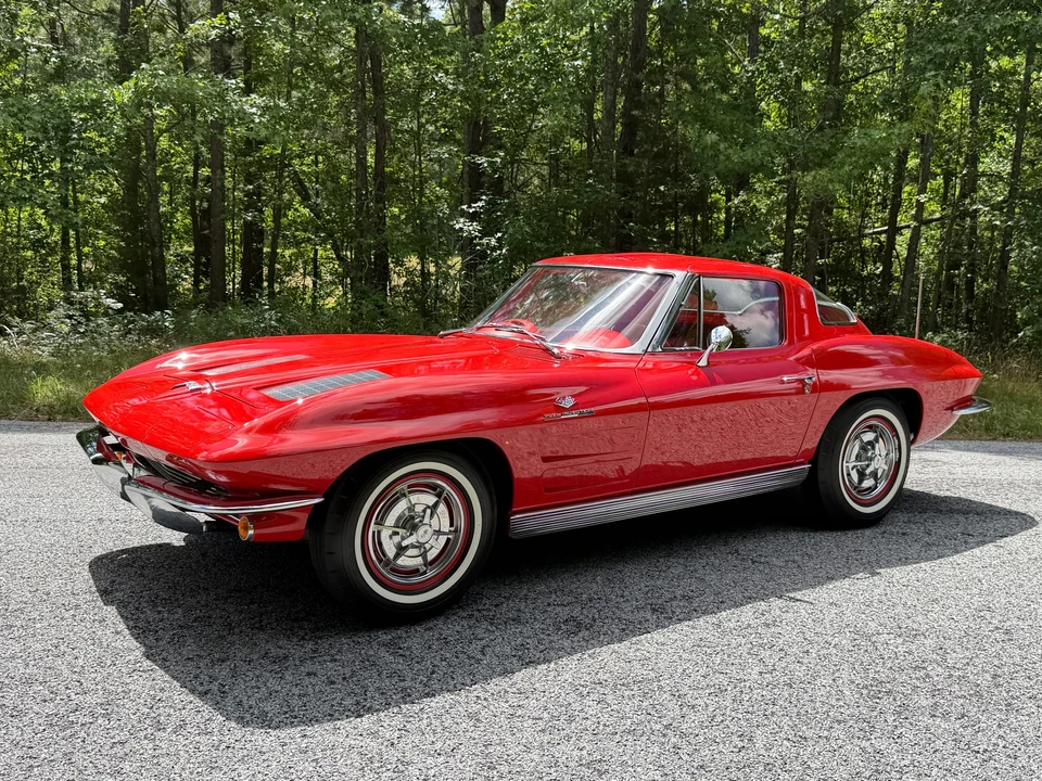 1963 Chevrolet Corvette C2 - Image 18 of 31