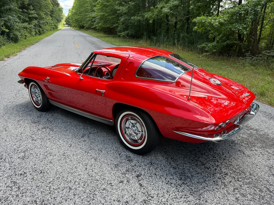 1963 Chevrolet Corvette C2 - Image 25 of 31