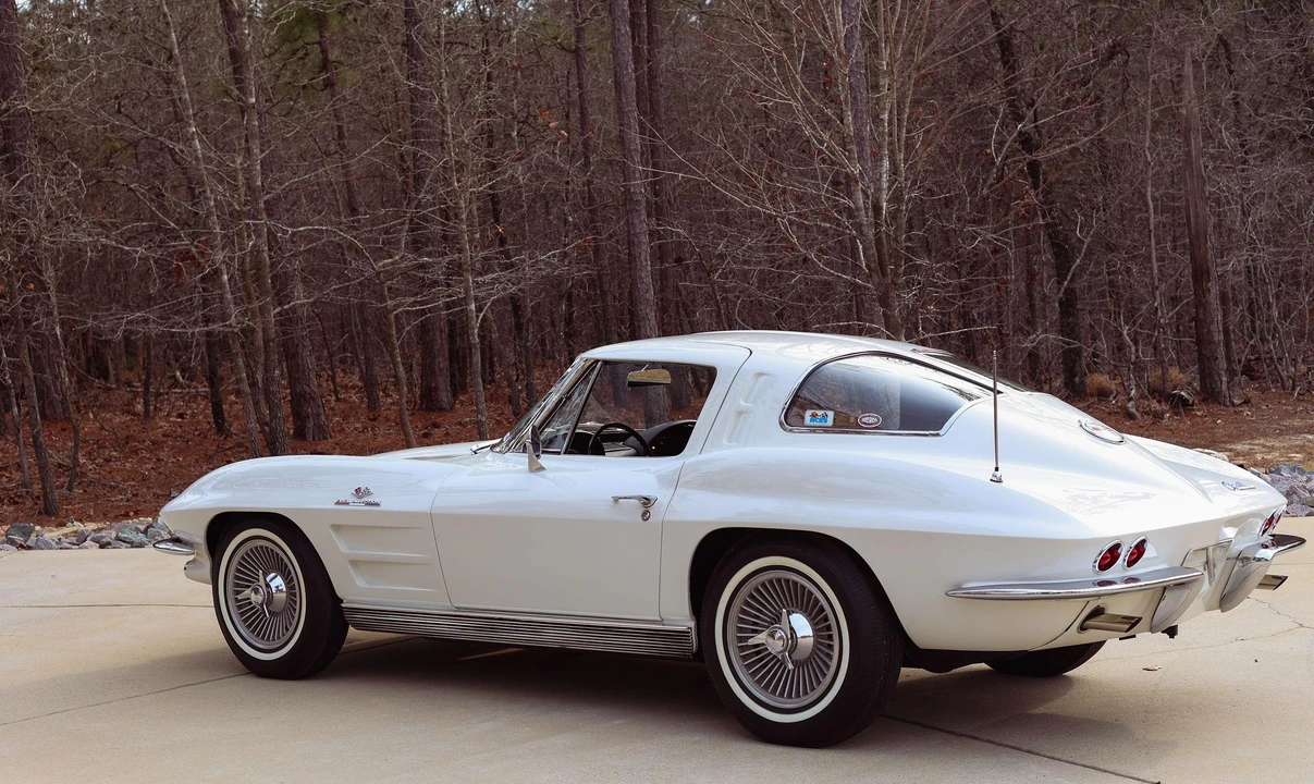 1963 Chevrolet Corvette C2 - Image 11 of 31