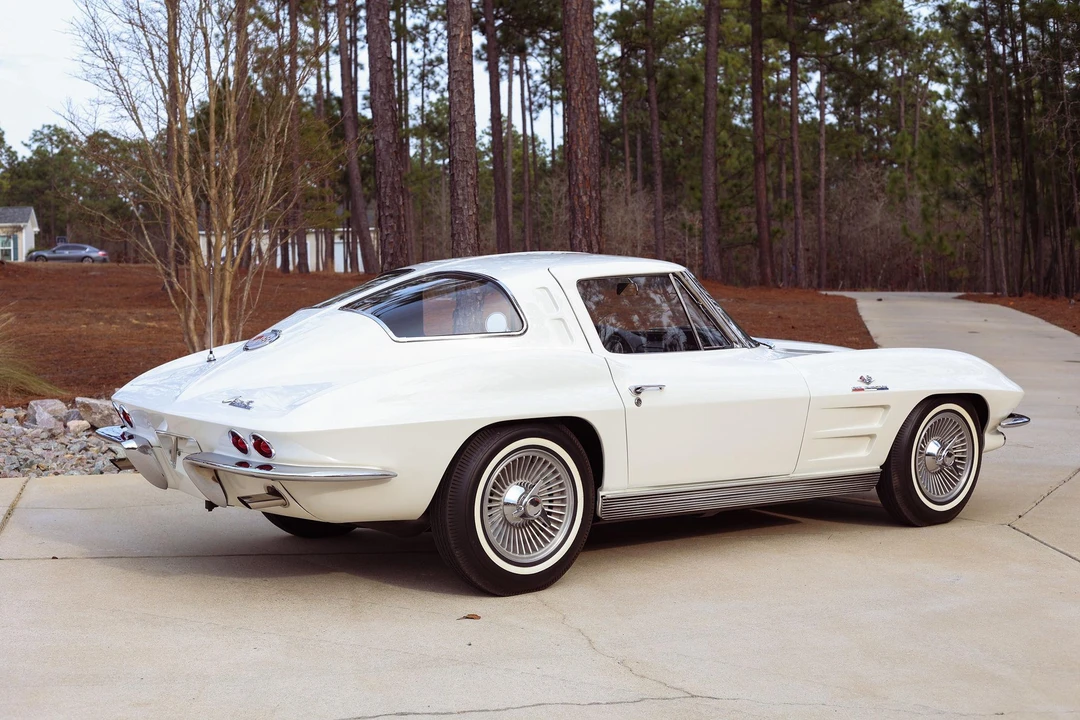 1963 Chevrolet Corvette C2 - Image 19 of 31