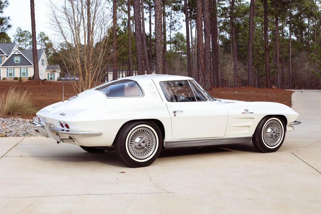1963 Chevrolet Corvette C2 - Image 20 of 31