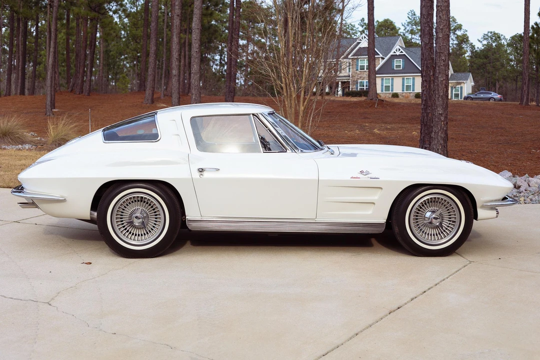 1963 Chevrolet Corvette C2 - Image 22 of 31