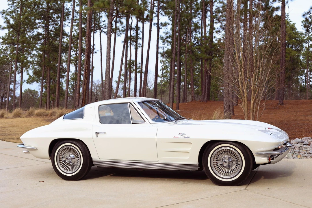 1963 Chevrolet Corvette C2 - Image 23 of 31