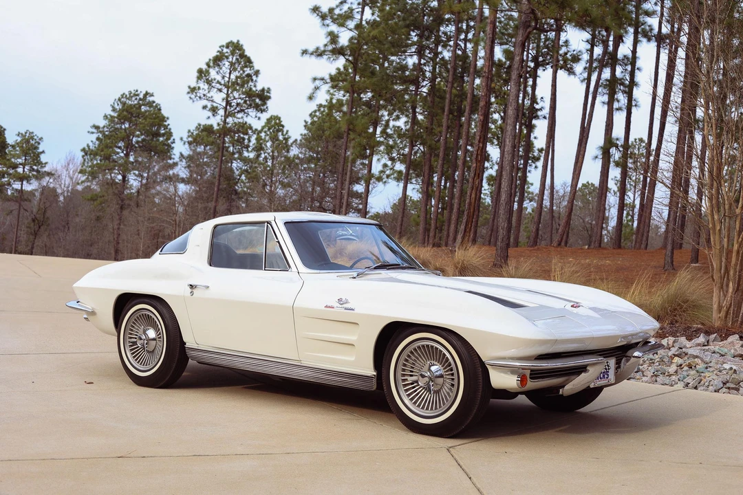 1963 Chevrolet Corvette C2 - Image 25 of 31
