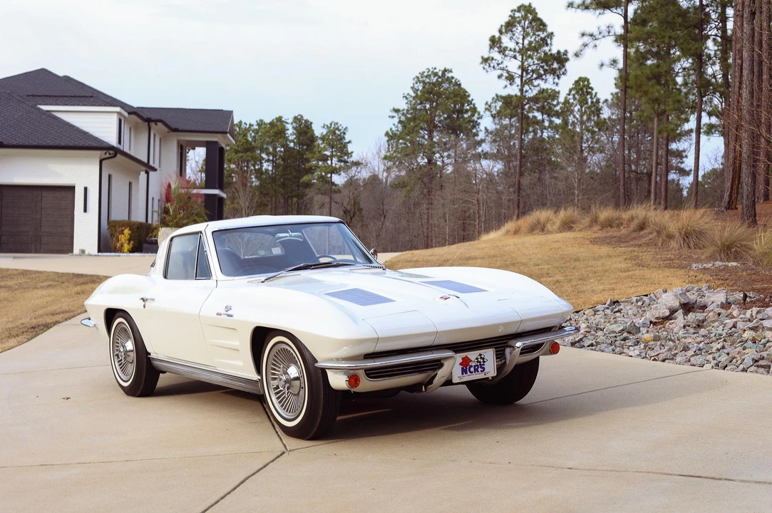 1963 Chevrolet Corvette C2 - Image 27 of 31