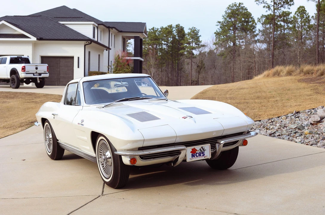 1963 Chevrolet Corvette C2 - Image 28 of 31