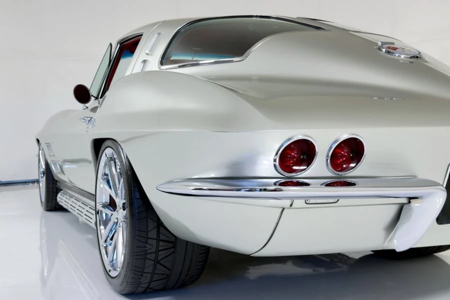 1963 Chevrolet Corvette C2 - Image 9 of 18
