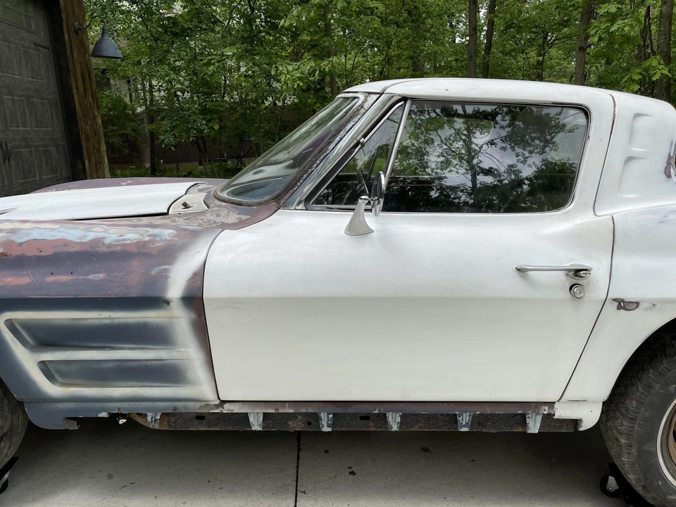 1963 Chevrolet Corvette C2 - Image 27 of 31