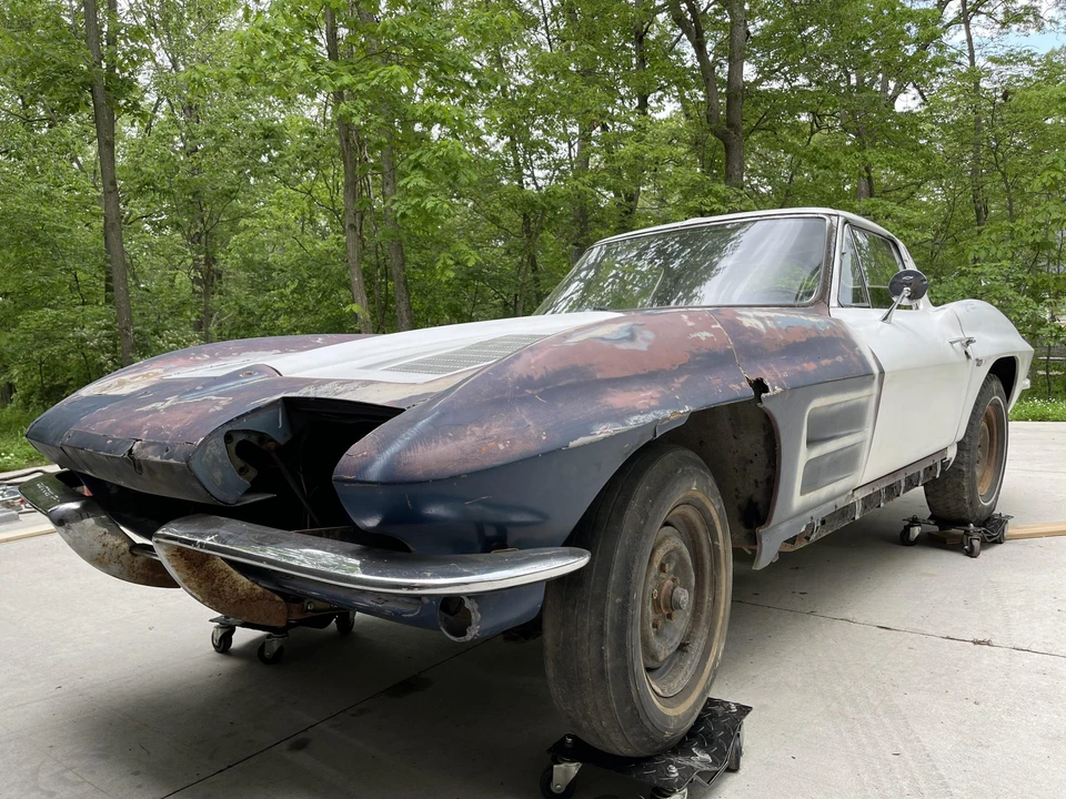 1963 Chevrolet Corvette C2 - Image 4 of 31