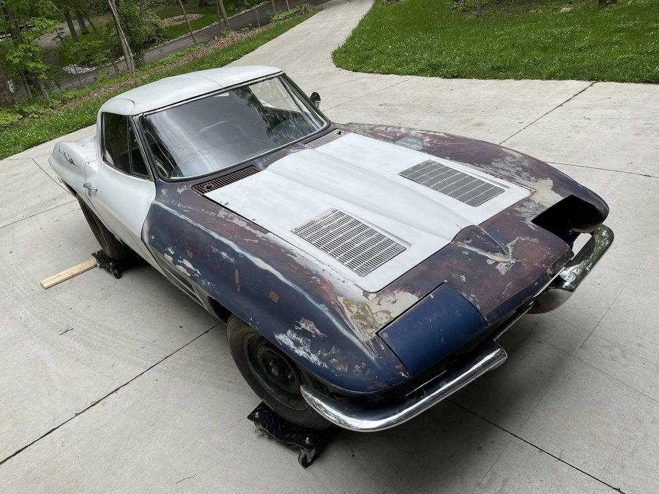 1963 Chevrolet Corvette C2 - Image 9 of 31