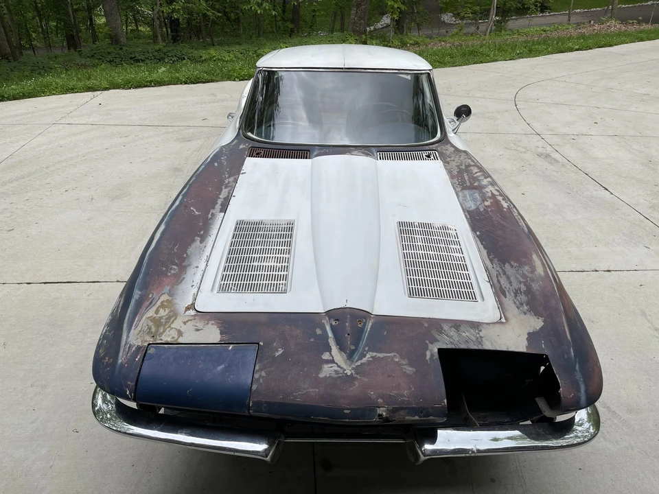 1963 Chevrolet Corvette C2 - Image 6 of 31