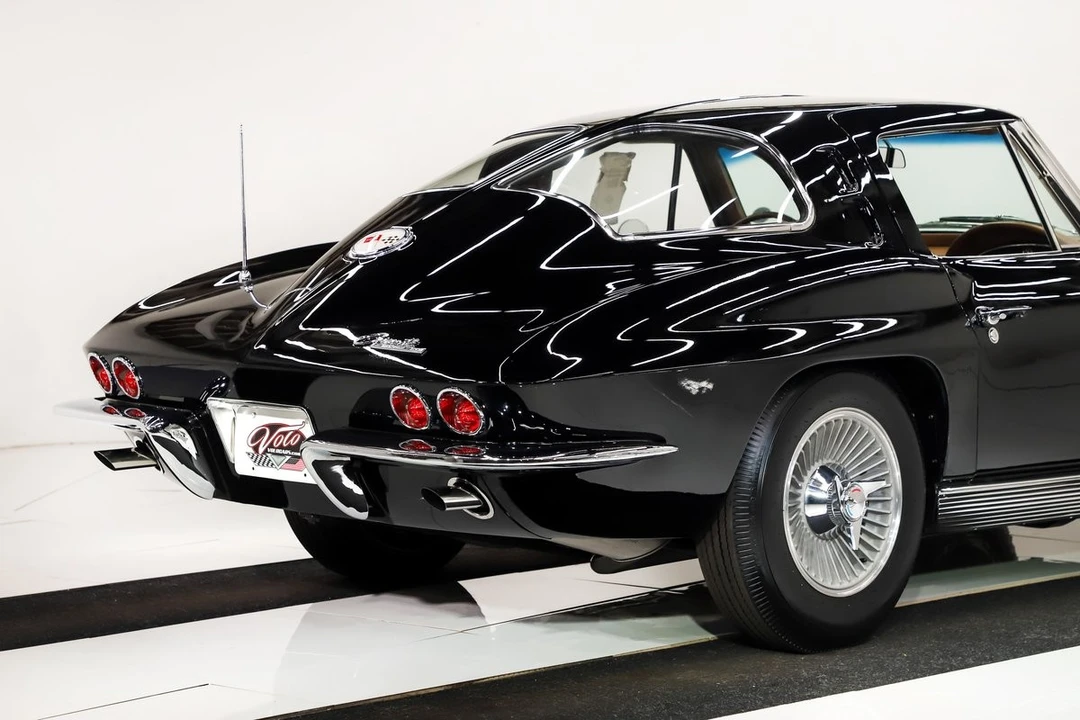 1963 Chevrolet Corvette C2 - Image 18 of 31