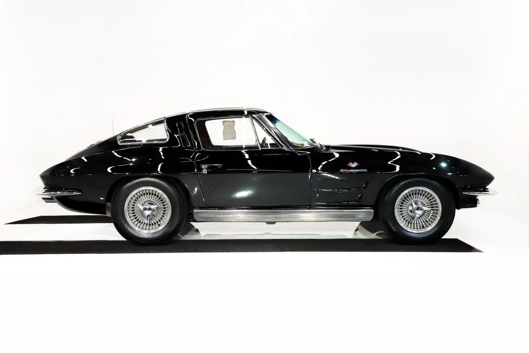 1963 Chevrolet Corvette C2 - Image 21 of 31