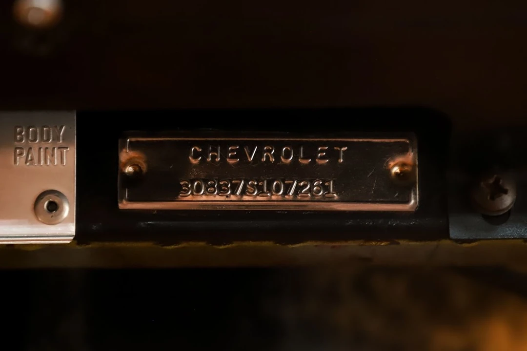 1963 Chevrolet Corvette C2 - Image 14 of 31