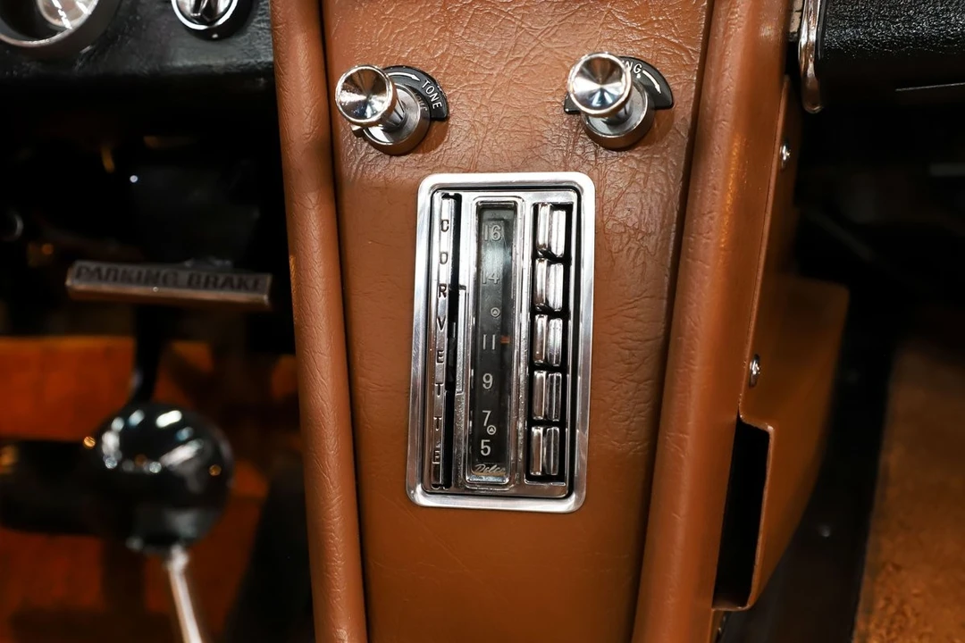 1963 Chevrolet Corvette C2 - Image 29 of 31