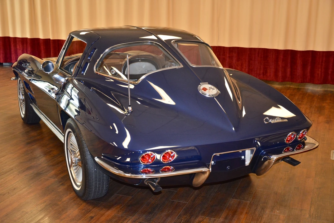 1963 Chevrolet Corvette C2 - Image 5 of 31