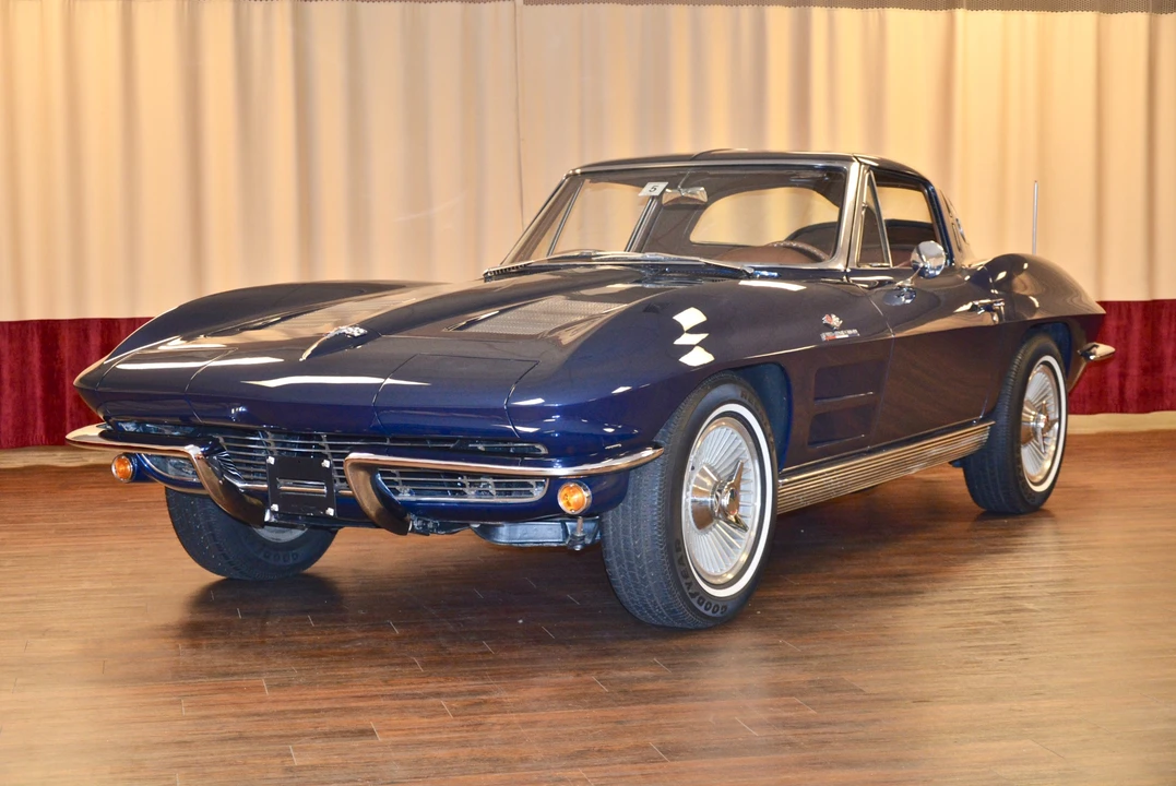 1963 Chevrolet Corvette C2 - Image 2 of 31