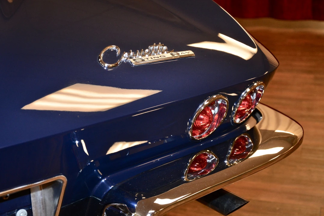 1963 Chevrolet Corvette C2 - Image 7 of 31