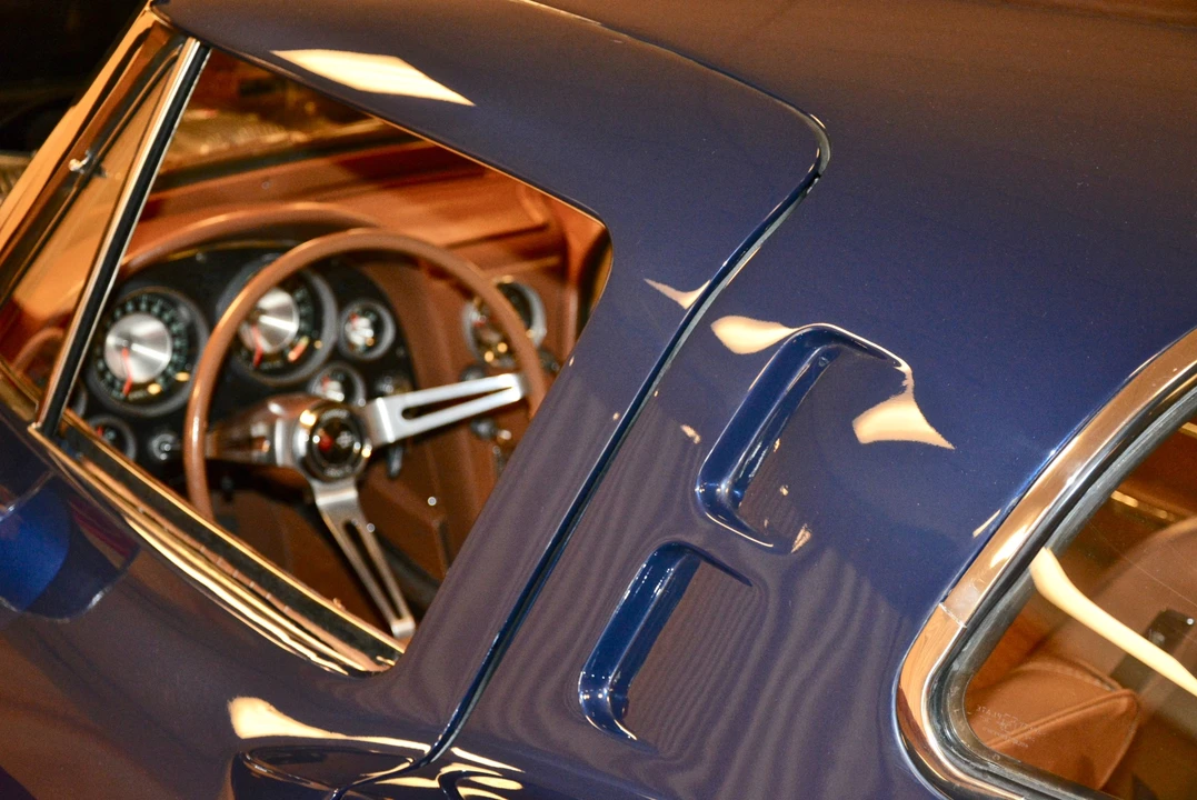 1963 Chevrolet Corvette C2 - Image 26 of 31