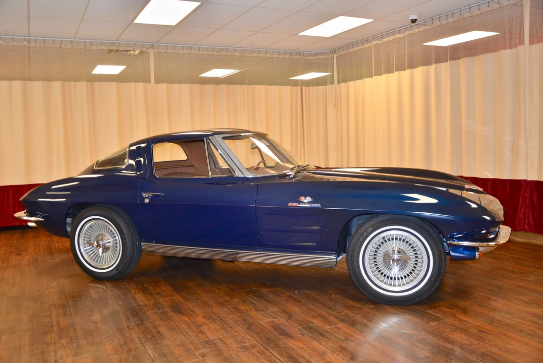 1963 Chevrolet Corvette C2 - Image 14 of 31