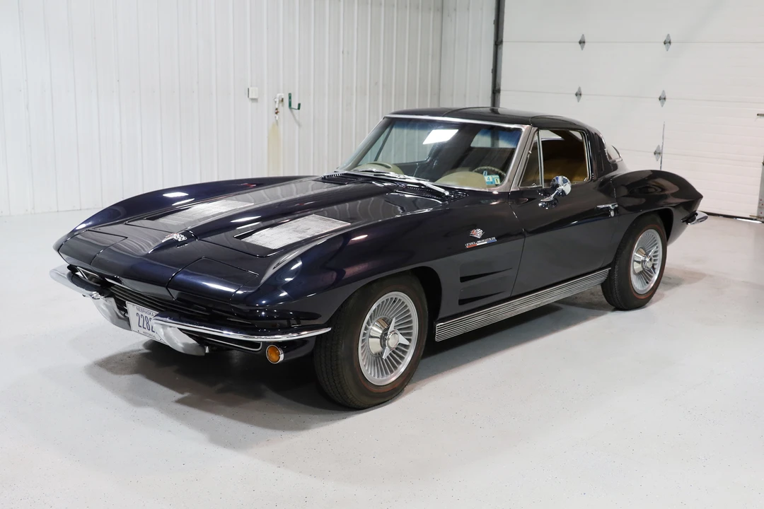 1963 Chevrolet Corvette C2 - Image 27 of 31