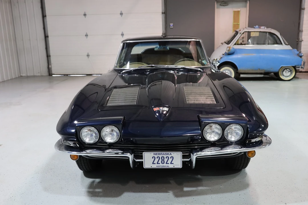 1963 Chevrolet Corvette C2 - Image 26 of 31