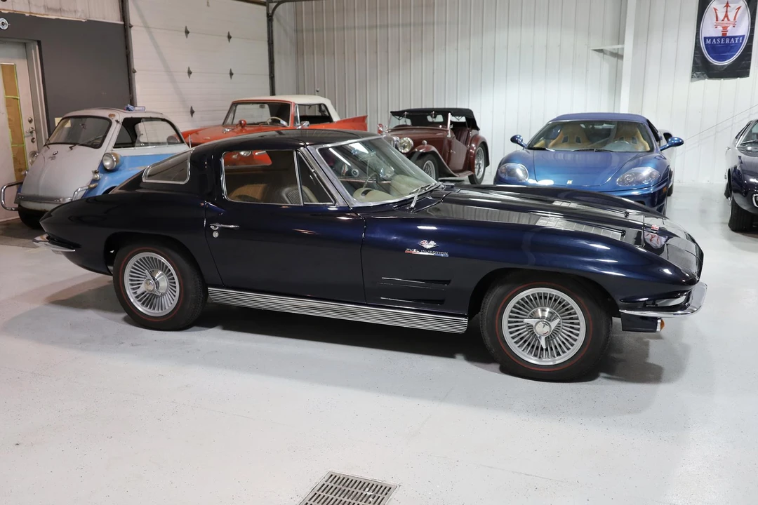 1963 Chevrolet Corvette C2 - Image 29 of 31