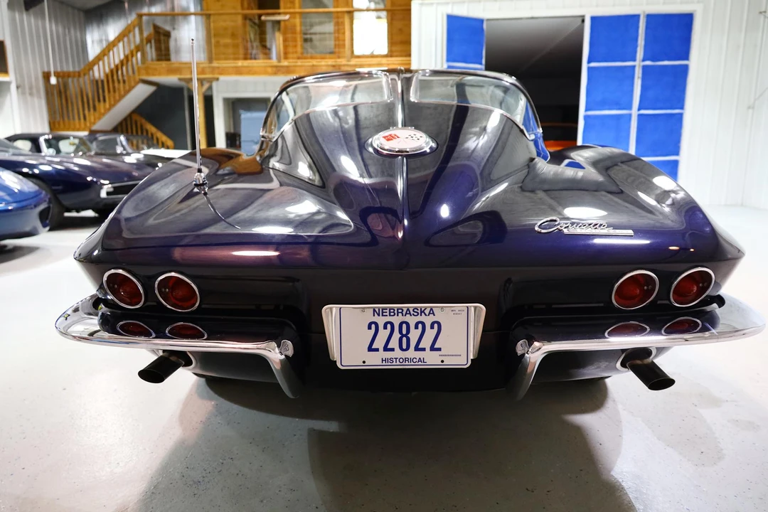 1963 Chevrolet Corvette C2 - Image 28 of 31