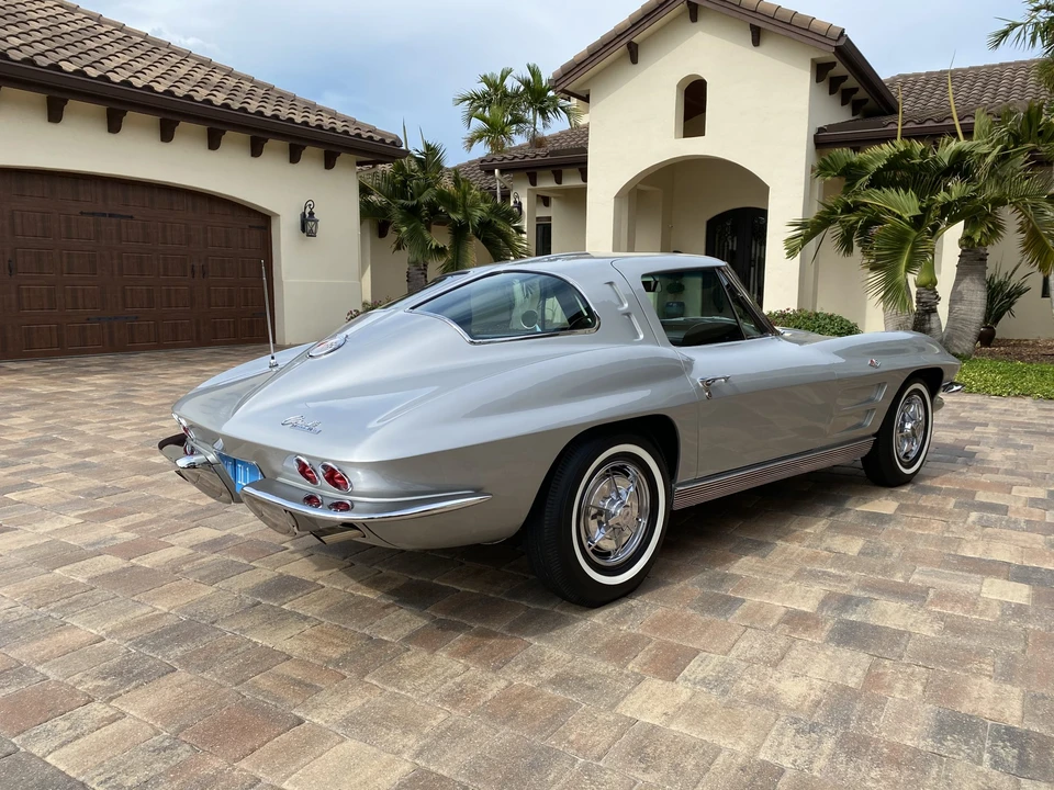 1963 Chevrolet Corvette C2 - Image 14 of 31