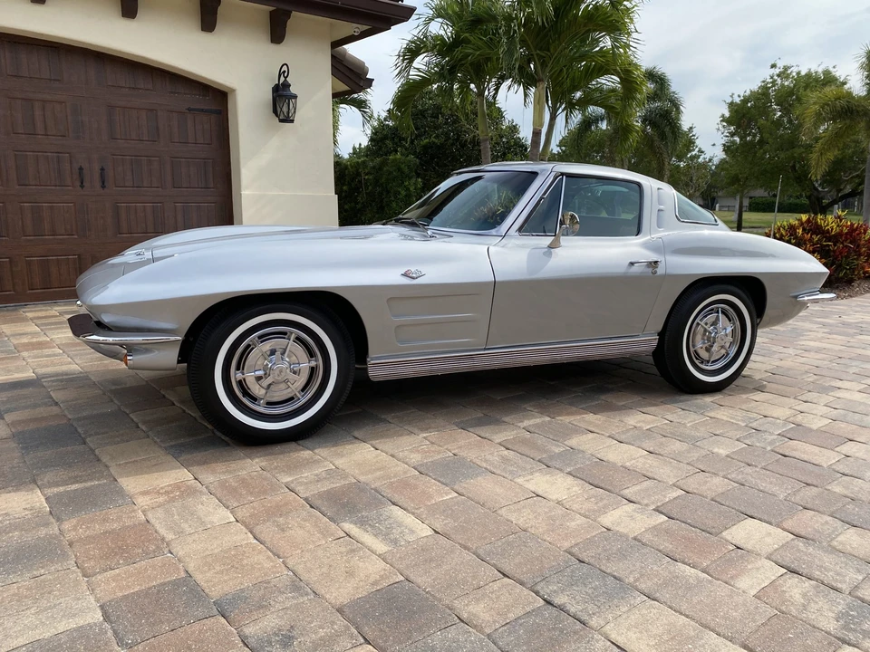 1963 Chevrolet Corvette C2 - Image 4 of 31