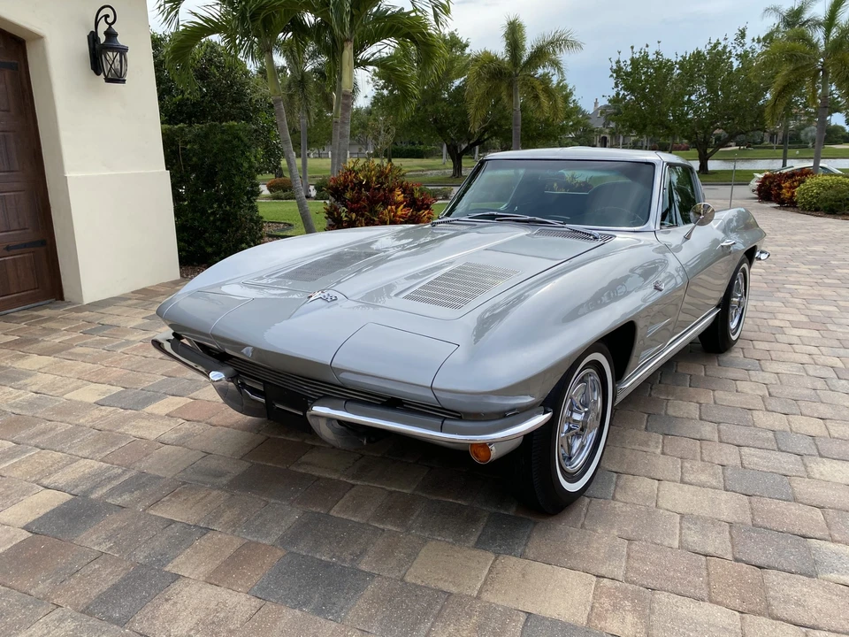 1963 Chevrolet Corvette C2 - Image 2 of 31
