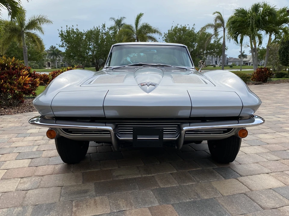 1963 Chevrolet Corvette C2 - Image 20 of 31
