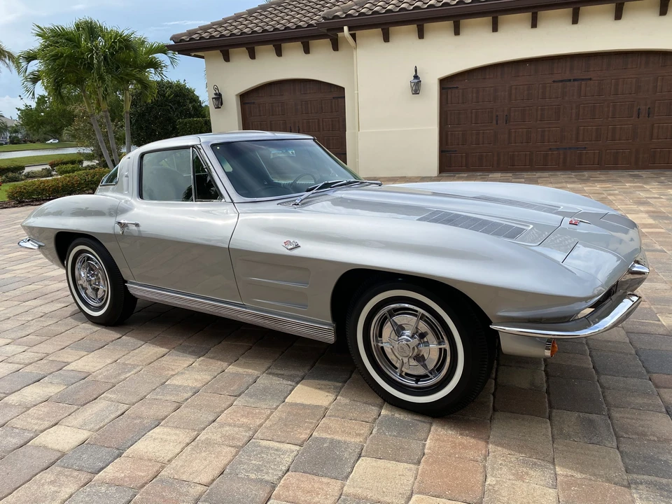 1963 Chevrolet Corvette C2 - Image 17 of 31