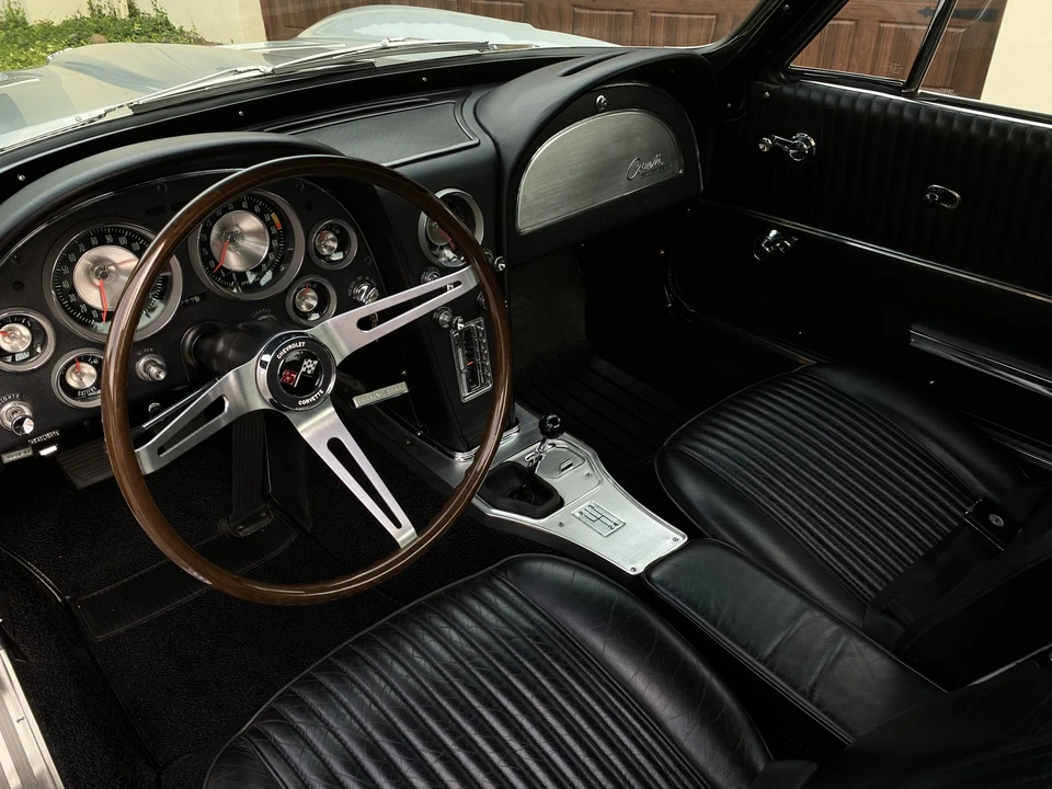 1963 Chevrolet Corvette C2 - Image 29 of 31
