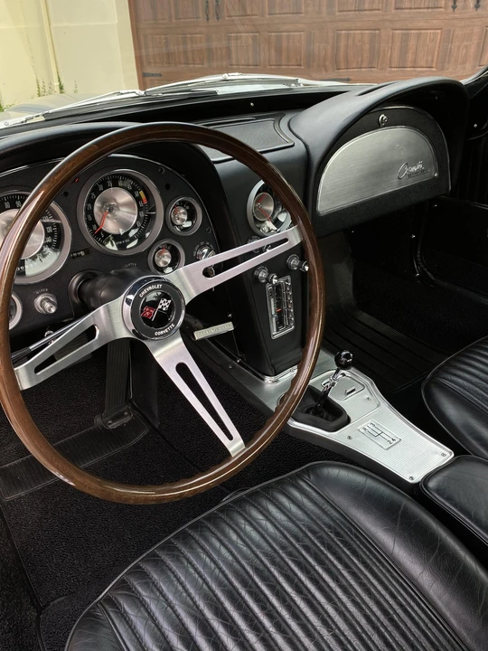 1963 Chevrolet Corvette C2 - Image 30 of 31