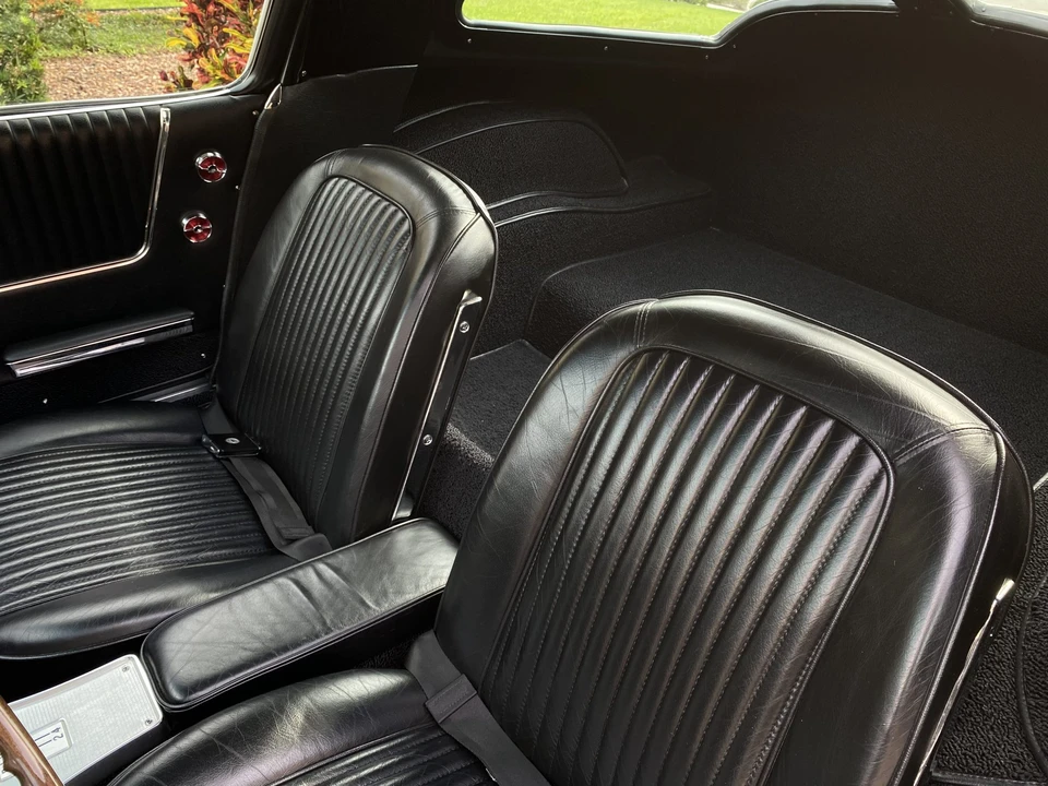 1963 Chevrolet Corvette C2 - Image 28 of 31