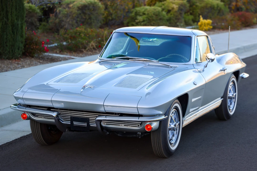 1963 Chevrolet Corvette C2 - Image 28 of 31