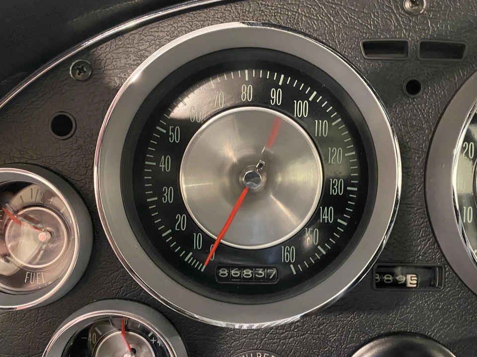 1963 Chevrolet Corvette C2 - Image 31 of 31